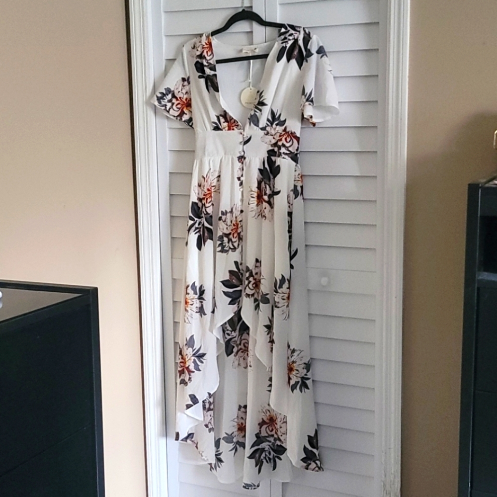New w/tags Promesa High Low Dress Size S